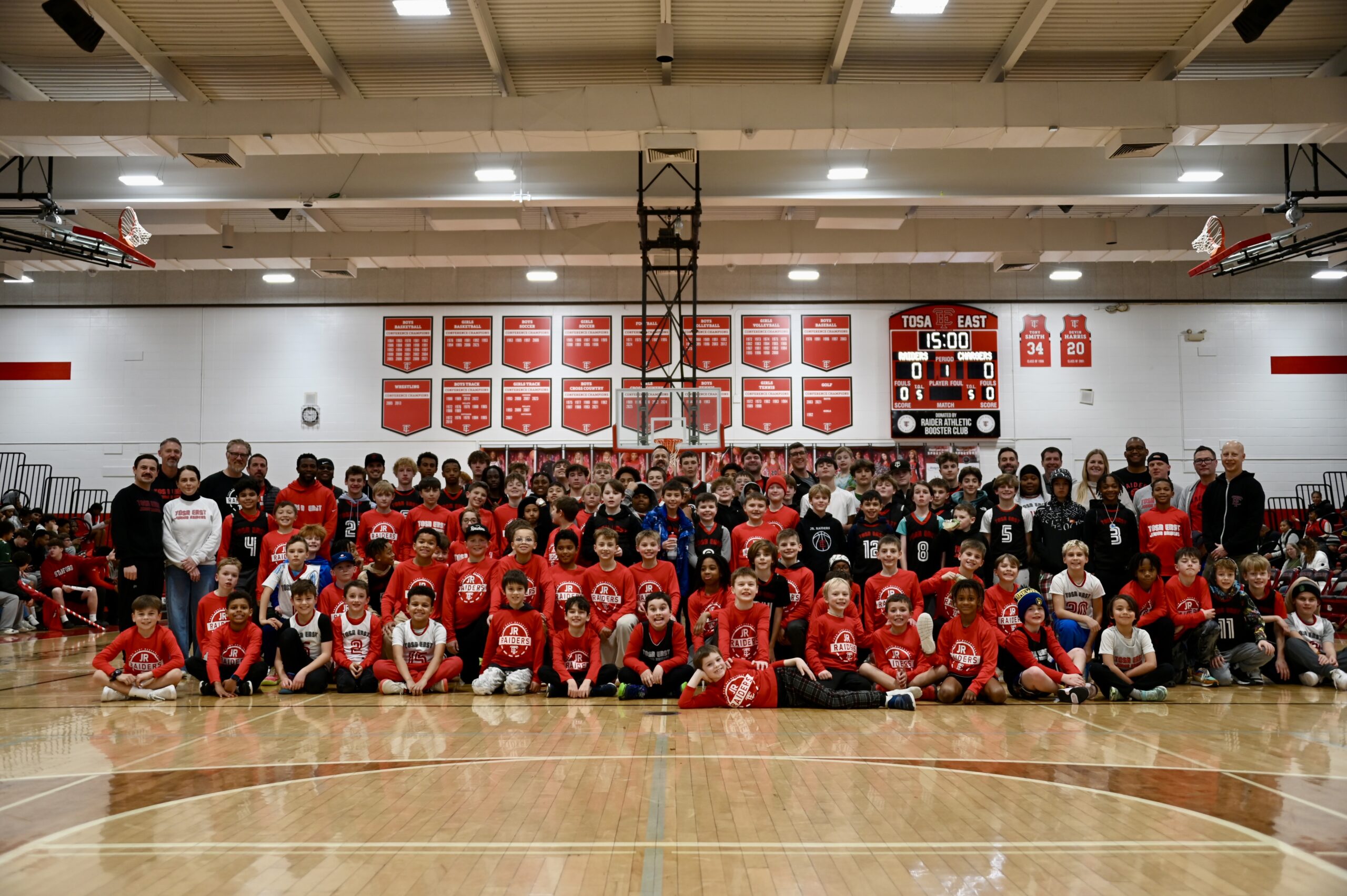 on court group photo JRN 2026